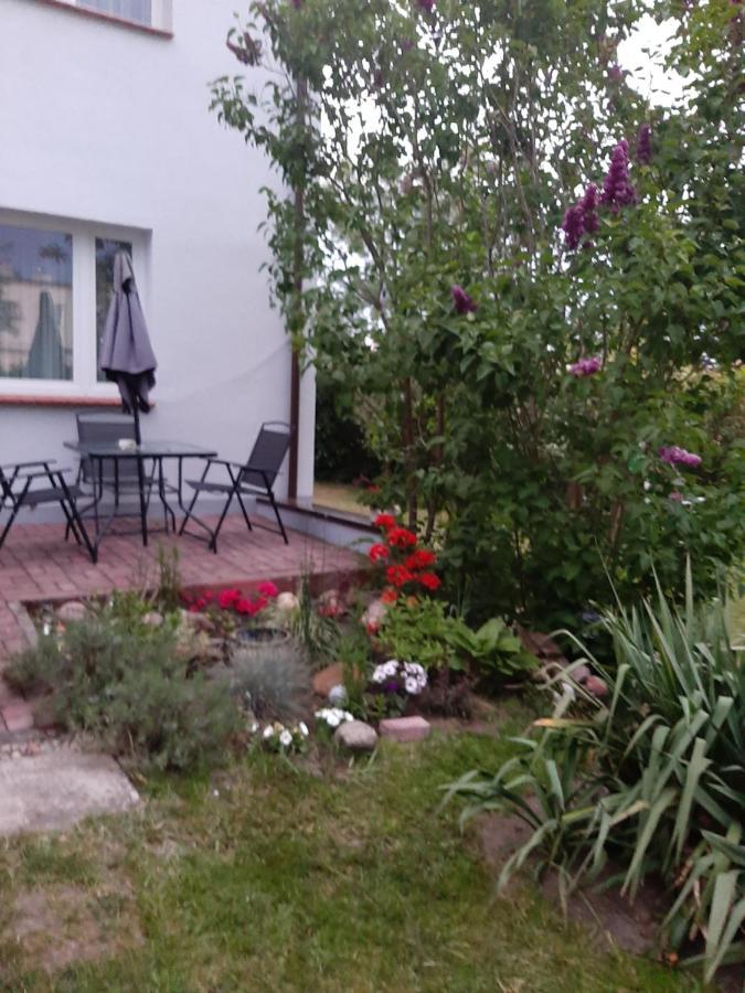Apartament - 3 Pokojowe Dwupoziomowe Mieszkanie Z Ogrodem Krokowa Exteriér fotografie